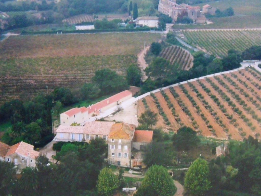 Domaine De La Marseillaise Διαμέρισμα La Crau Δωμάτιο φωτογραφία
